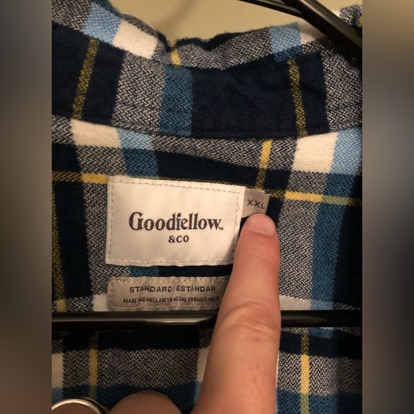 Men’s Flannel - Picture 2 of 2